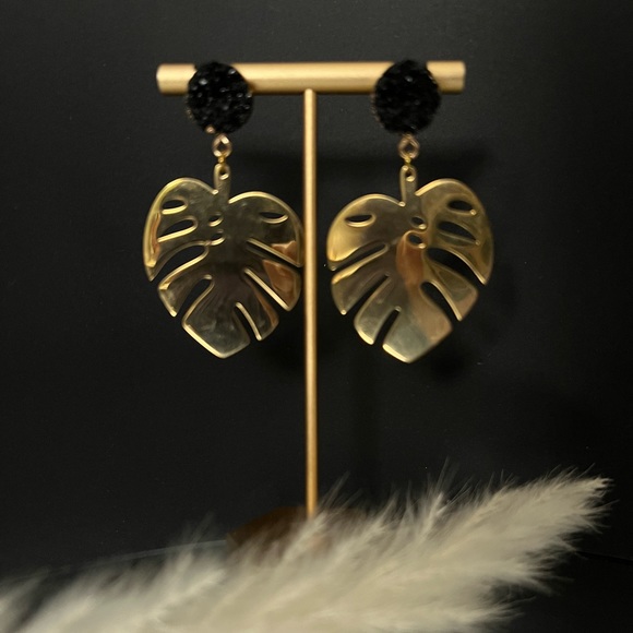 Elegant Gold Monstera Leaf Dangle Earrings - Trendy Boho Chic Leaf Earrings - Picture 11 of 16